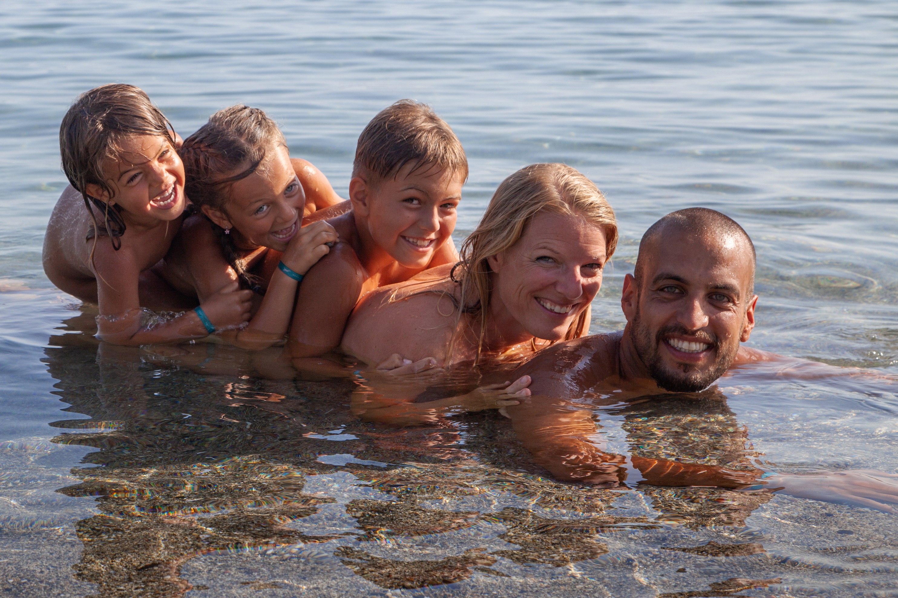 plage nudiste famille 